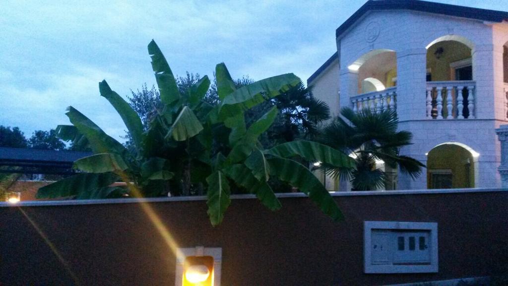 芭芭拉公寓 波雷奇 外观 照片
